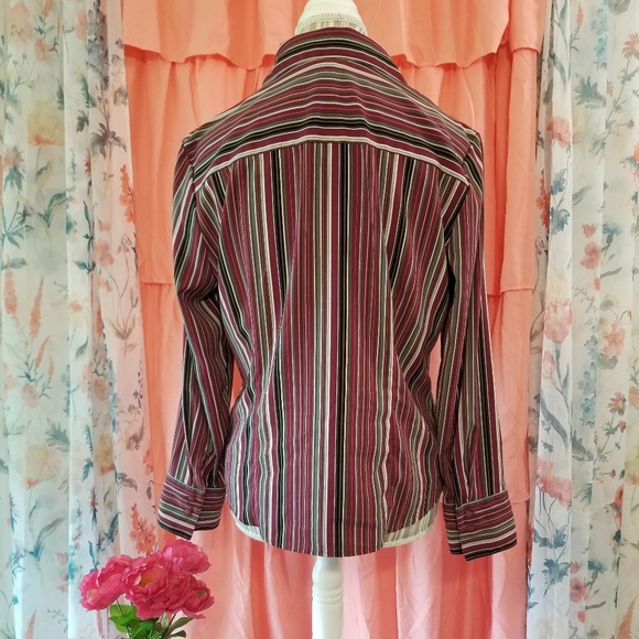 🌻🌺🌻EAST 5TH BLOUSE!! - Picture 2 of 5